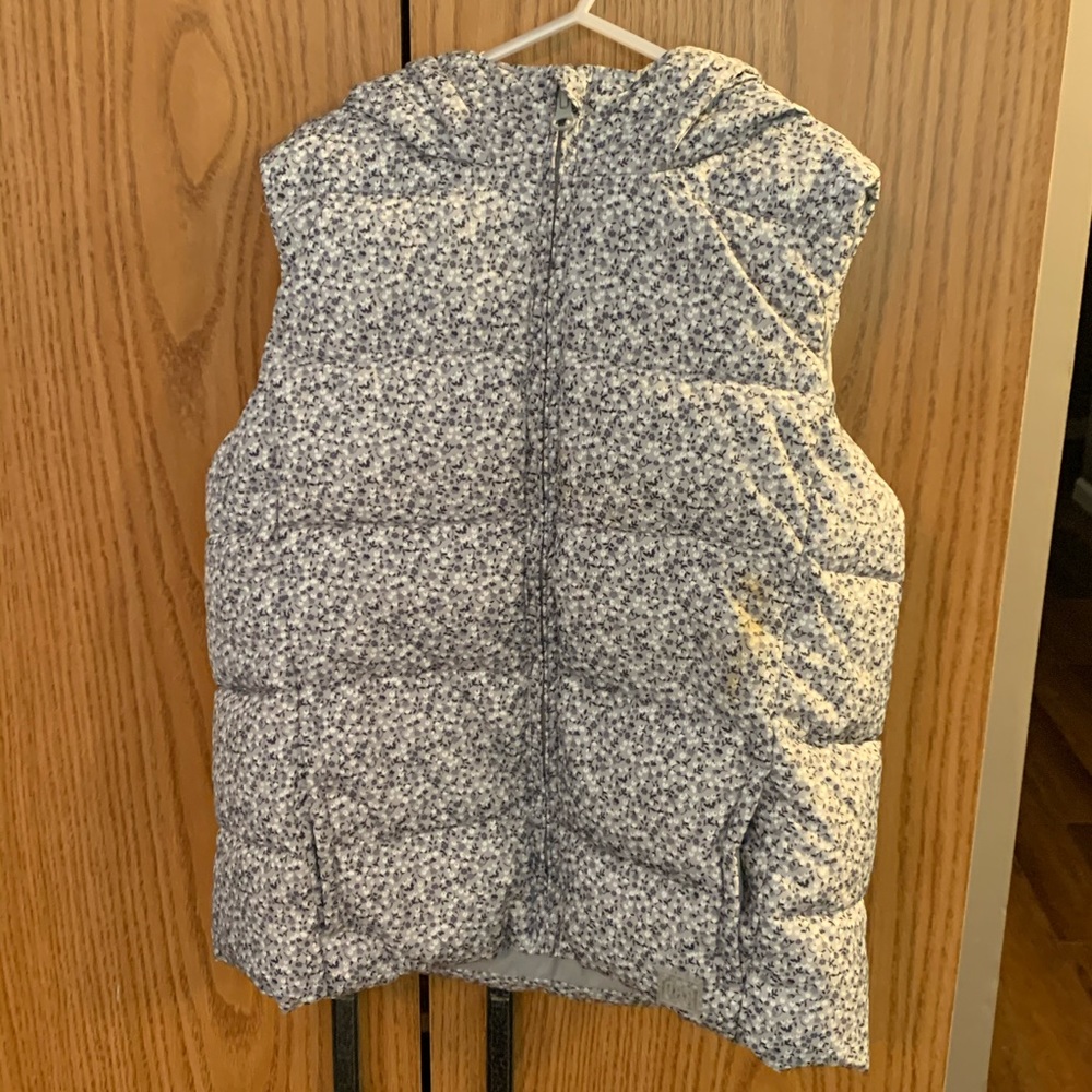 Girls puffy vest